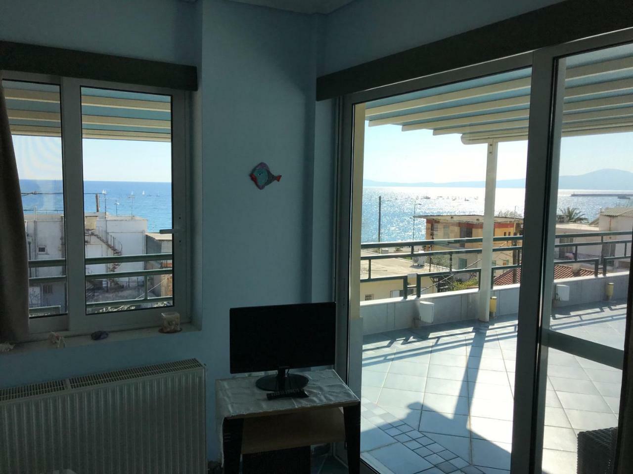 Tg Kalamata Beach Studio With Sea View Terrace Exterior foto